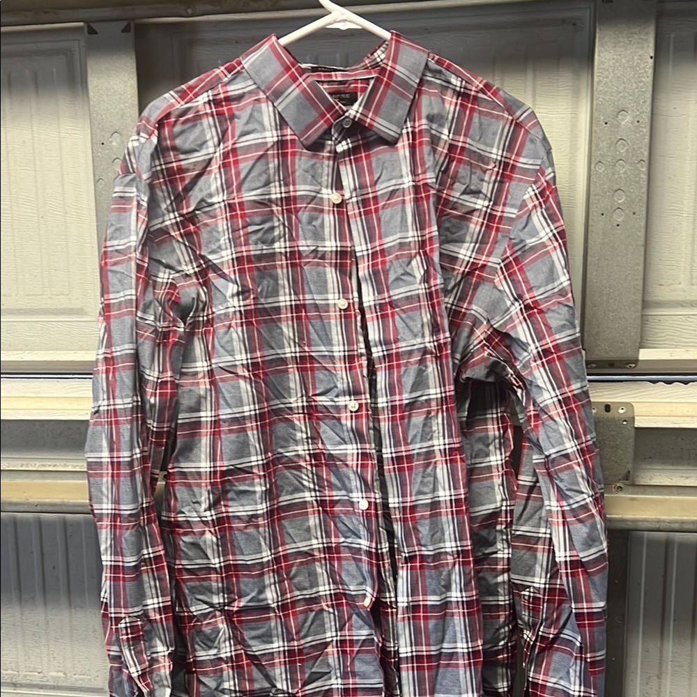 Banana Republic Red and Gray Casual Button Down Shirt